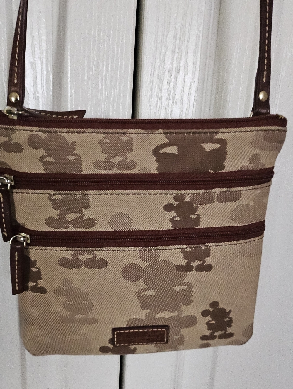 Disney Dooney & Bourke Vintage Style Mickey Mouse Crossbody Bag Tan Brown Canvas - Picture 11 of 12
